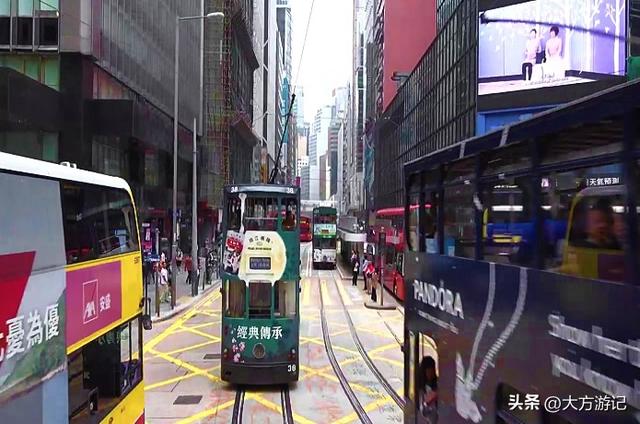 香港摩天大楼耸立，来旅游购物，有数之不尽的地方可逛街
