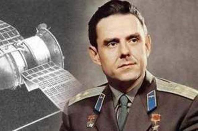 一篇小说引来无数骂声，却被选入国内教材与新加坡高中教科书