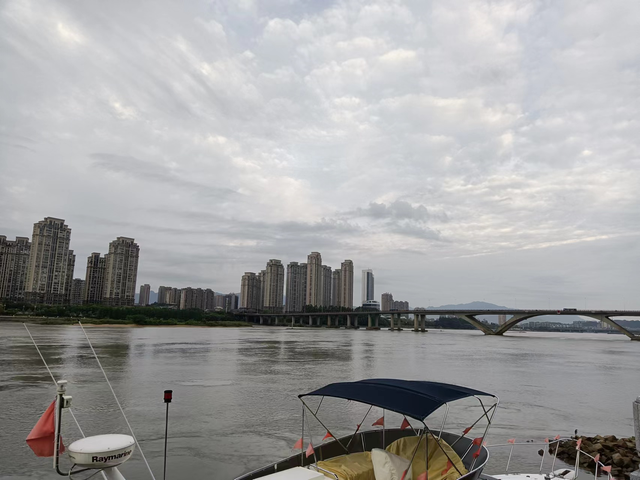 这个新加坡建筑风格的小区，历经20年，如今变成什么样了？
