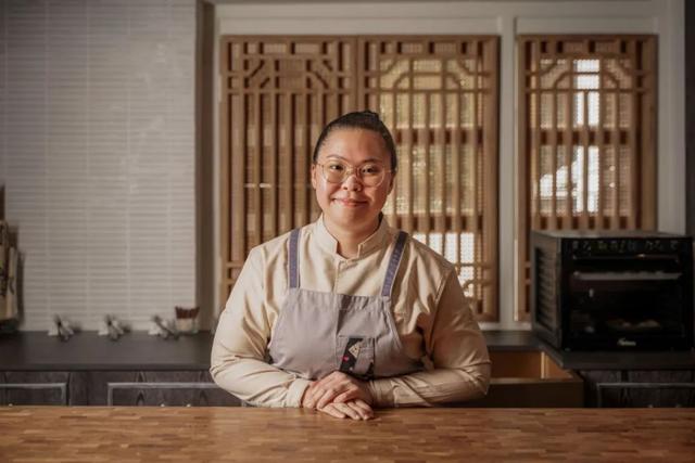 2022亚洲最佳糕点师Maira Yeo：甜品创作是对食材的自由表达