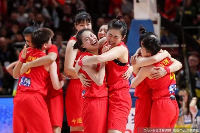 体坛连连看丨中国女篮今日与美国队争冠 拜仁取得德甲近5轮首胜