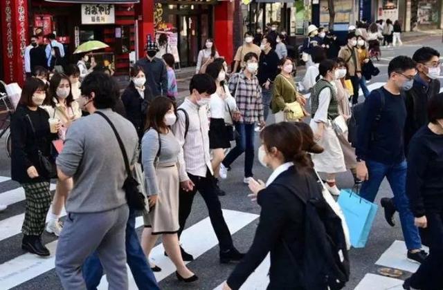 10月访日外国人骤增至50万，同比蹿升23倍，日本关注中国动向