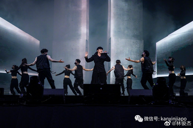 林俊杰“JJ20 世界巡回演唱会”，2022新加坡首战圆满结束