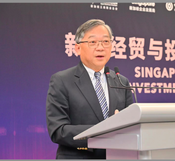 新加坡企业为何青睐中国市场？签六份投资备忘录，投资金额将达数十亿｜聚焦进博会