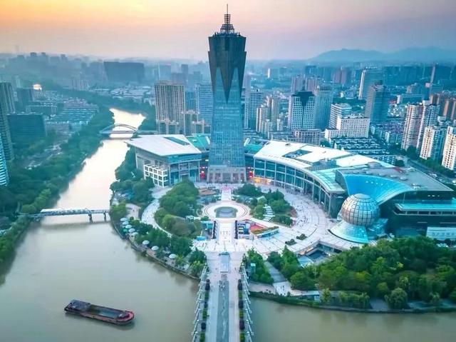 世界一线城市排名，前10名英国占一个，美国占两个，中国怎么样？