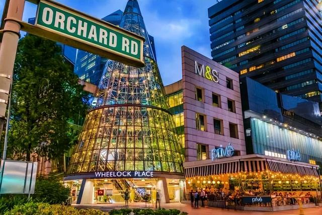 新加坡老牌地标商业街乌节路的更新重生