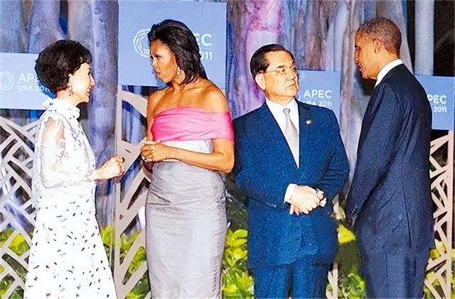 2009年连战在新加坡见到奥巴马，奥巴马说：我舅公十分推崇你