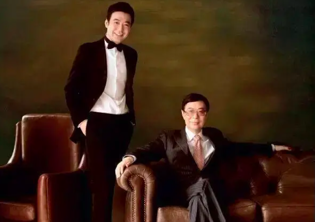 新加坡籍富商谢铁牛是开国上将谢富治之子？不是，将军独子已去世