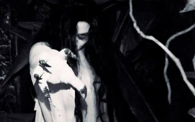 新加坡都市传说 - Makcik Keropok