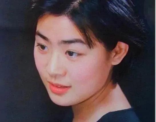 演员丛珊：离婚那天抱着儿子大哭，再婚终获幸福