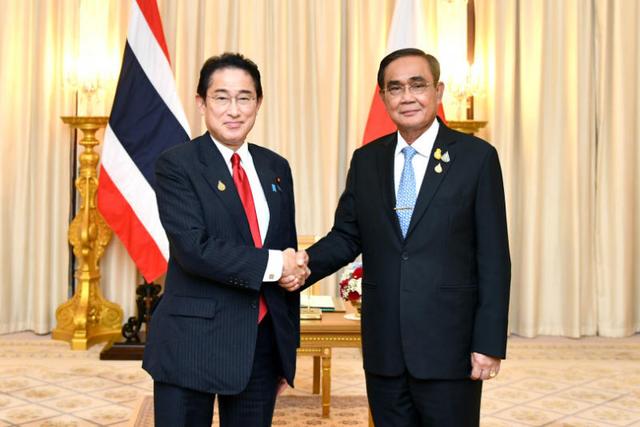 对华围堵遭阻挠，日本与泰国关系升级，日本政坛再次“地震”