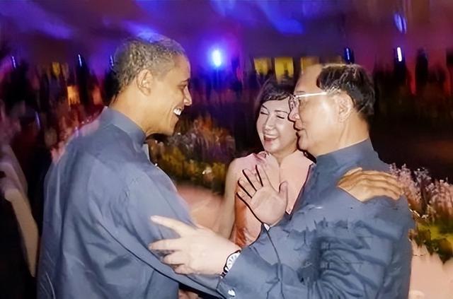 2009年连战在新加坡见到奥巴马，奥巴马说：我舅公十分推崇你