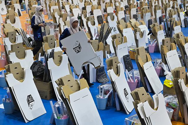 前瞻｜“史上最激烈”马来西亚第15届大选：最分化、难预测