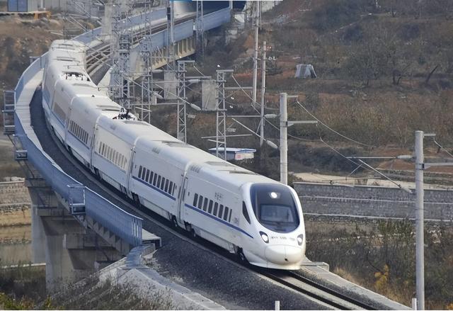 马来西亚撕毁我国铁路订单，拒赔361亿元违约金，如今上门求助