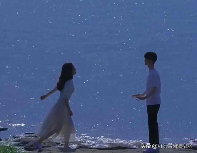 腹黑男军官VS软糯女老师