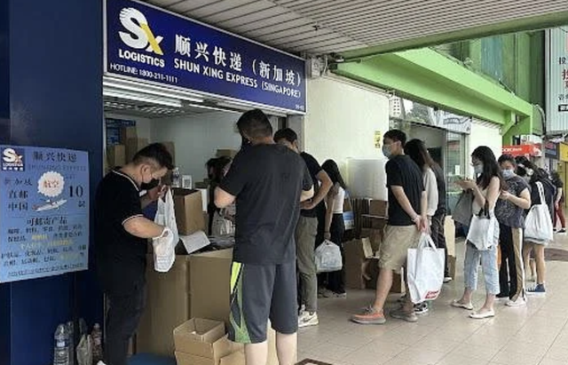排队给中国亲人寄药不到一周，新加坡也限制购买发烧感冒药了？