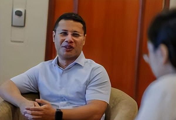 新加坡组屋买卖引起国家部长不满，卖间房为何让引部长震怒？