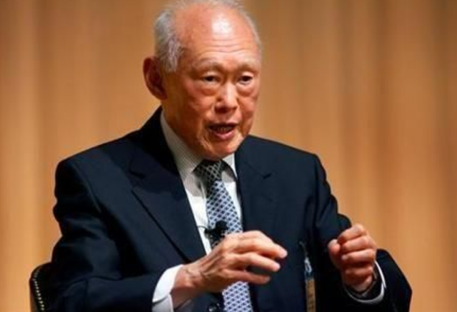 李光耀晚年三大预言：欧元区解体，日本走向平庸，印度困难重重
