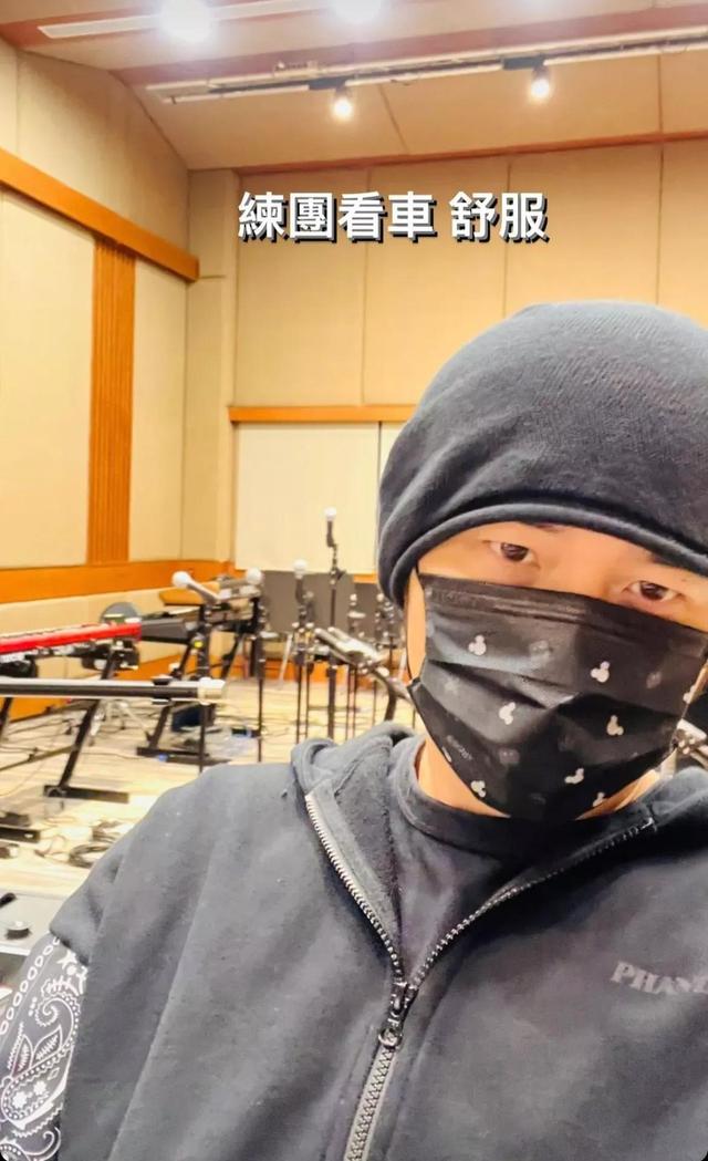 新加坡演唱会来了！周杰伦前往新加坡！