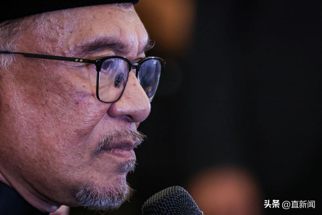 烈火未熄，马来西亚新总理安瓦尔的24年｜一撇一捺