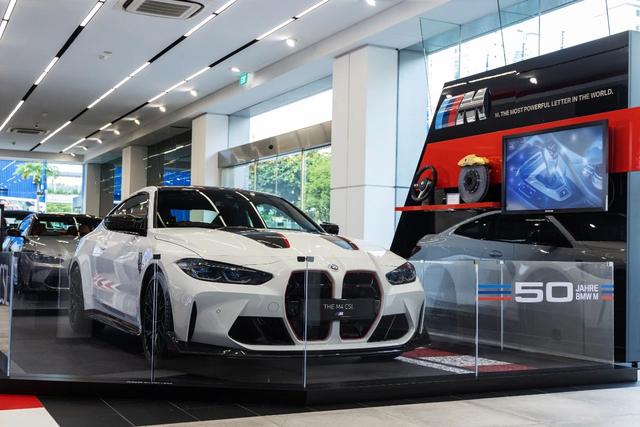 宝马新加坡展出全新M4 CSL