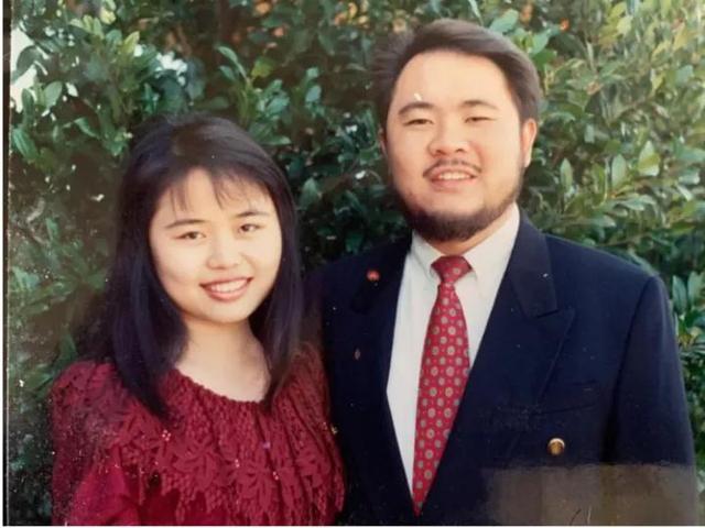 新加坡男子放弃银行高薪工作 六年来驻扎伊拉克帮助难民