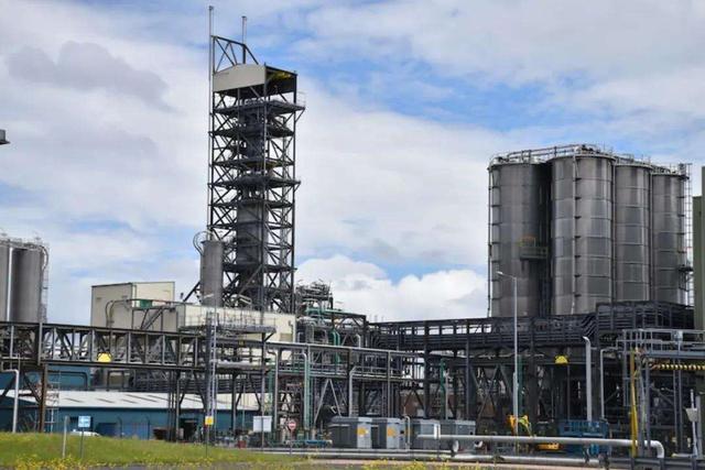 英国多次对华违约，中企以德报怨，邀英企合作并出售工厂一半股权