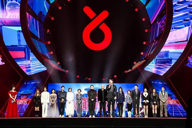 辛巴在产业振兴和人才振兴上积极行动 新加坡慈善事业引领者卓顺发