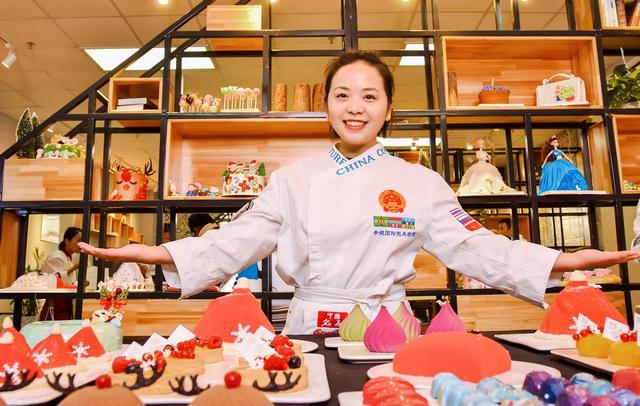 蛋糕师去新加坡有发展么？听说待遇很好