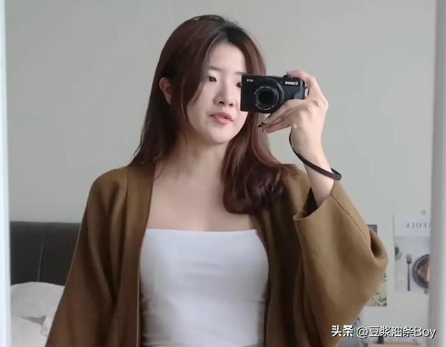 你知道新加坡的单身独居女实习生的一天过得有多潇洒吗？