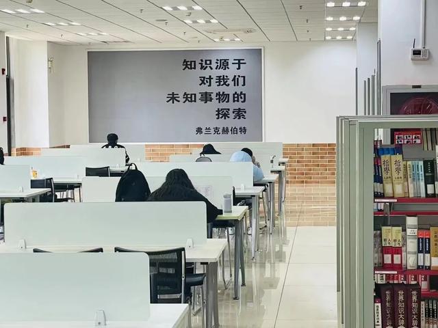 家长请放心，上海天华英澳美国际学校用最好的教育助力孩子升学