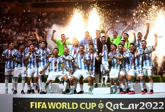 最烂开始，最好结尾！梅西世界杯之旅，正是新加坡的2022