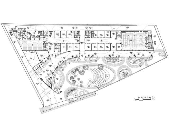 扇形展开，泰国吞武里校园 SISB / Plan Architect