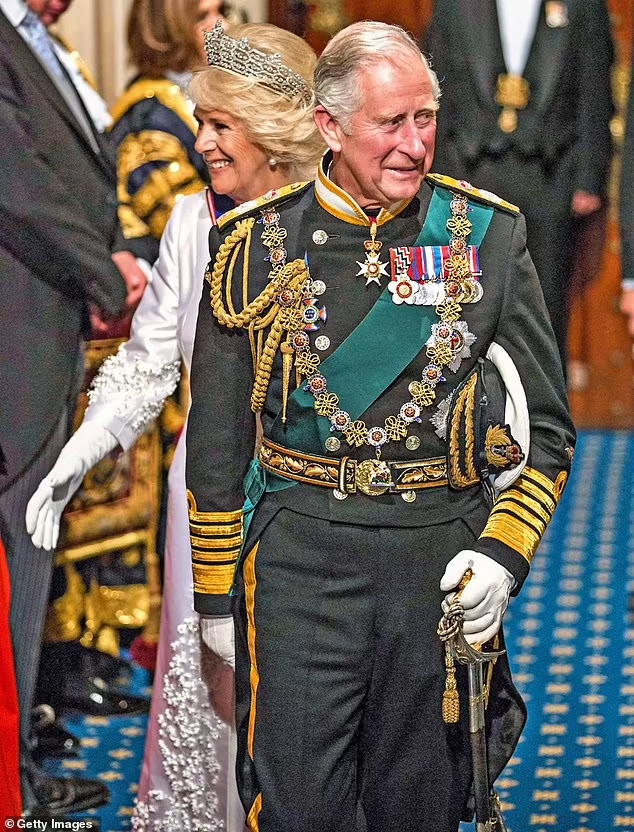 英国将举行国王加冕仪式，哈里梅根夫妇不获出席