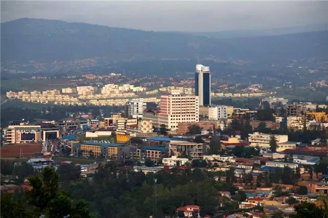 最难重現的新加坡之路，被非洲千万人口的卢旺达成功复制了？