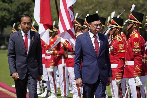 马来西亚总理安瓦尔访问印尼，欲参加印尼新首都投资建设