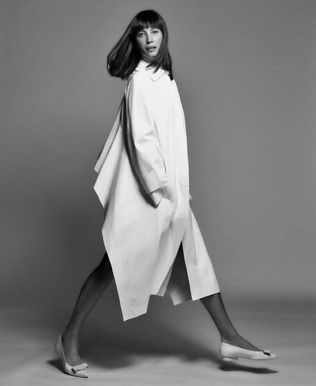美国超模克里斯蒂·特林顿 ( Christy Turlington ) 拍摄的时尚杂志