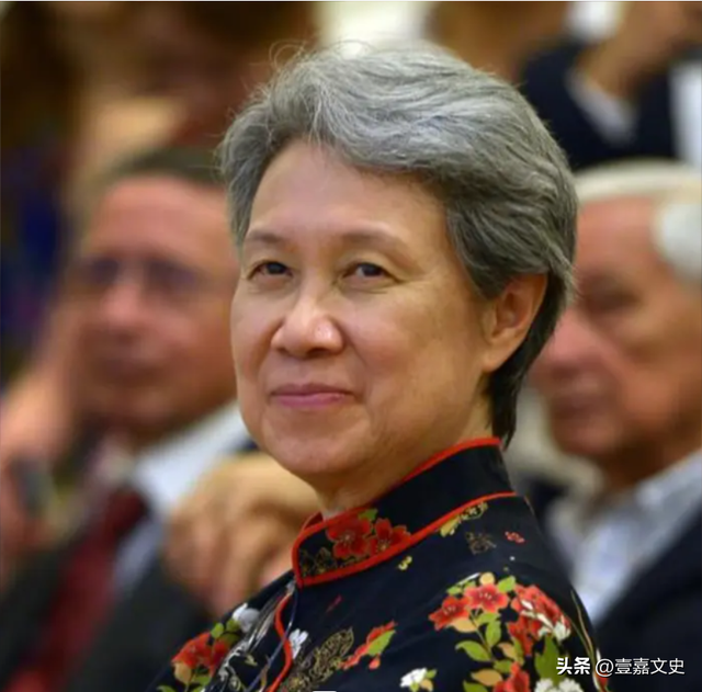 新加坡第一夫人何晶：在中国投资上千亿，为何公开嘲讽美国和台湾