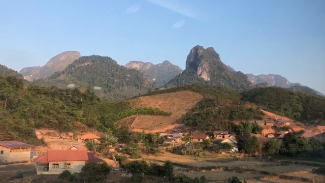 上海“50后”“60后”坐火车去老挝！泰国稳居出境团游热度第一，还有哪些地方受欢迎，价格如何→