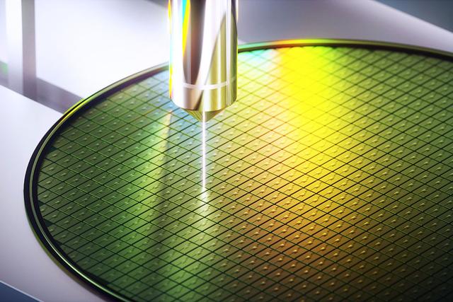 新加坡官员：地缘政治下，争取获得半导体“公平份额”投资