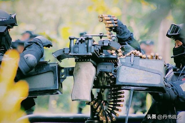 新加坡STK 50MG重机枪，成功替代了M2“老干妈”