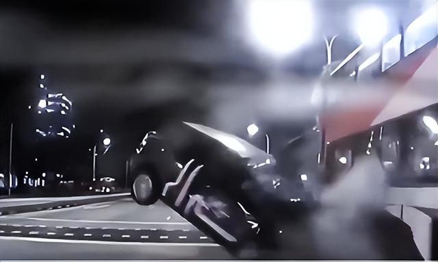 新加坡超爱的共享汽车意外频发，该怎么办？