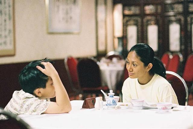好片推荐之新加坡电影《爸妈不在家》