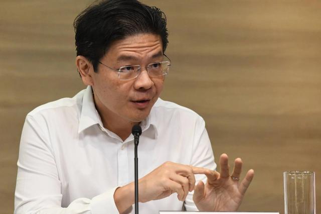 新加坡陷入焦虑，中美博弈下有个难题