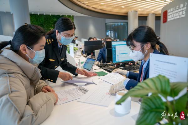 上海这个区域四项指标国际领先！但离香港、新加坡等地还有几方面差距