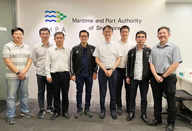 中国船级社新加坡分社拜访当地海事局