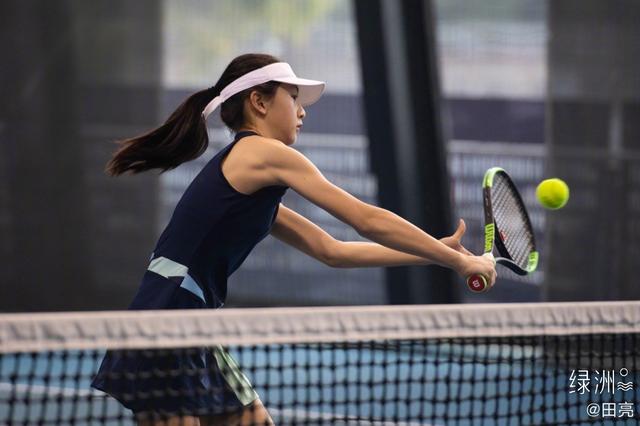 遗憾！田亮女儿国际网球赛场两连败，两盘仅赢一局被日本对手打懵
