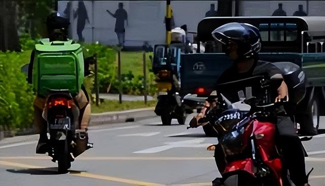 马来西亚人才外流，100多万人选择留在新加坡