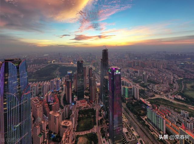 亚洲百强城市排名：上海有望赶超新加坡，广州落后大阪，万隆垫底