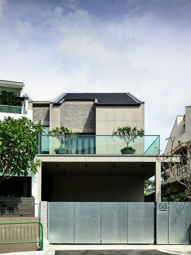 新加坡住宅别墅案例-Surprising Seclusion HYLA Architects